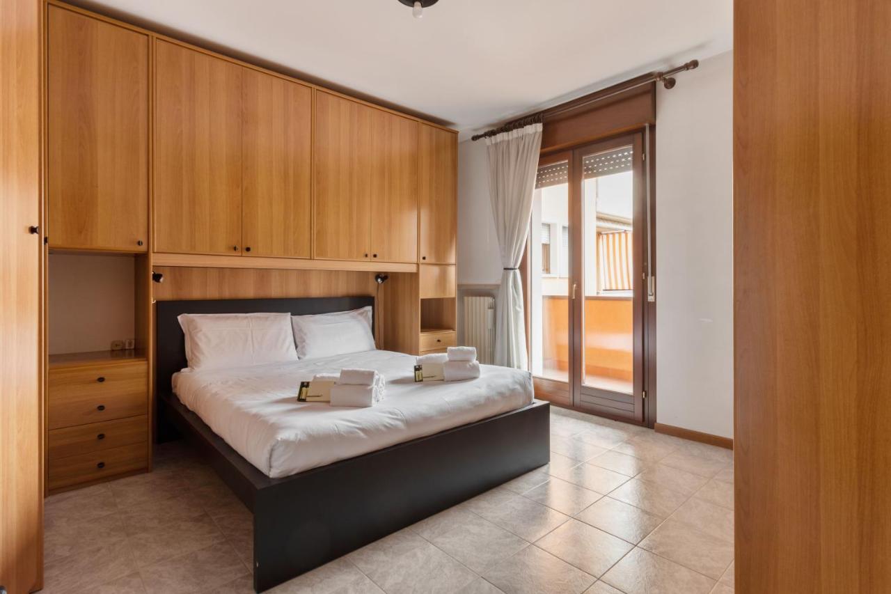 Borgo Roma With Parking - Pet Friendly Lägenhet Verona Exteriör bild